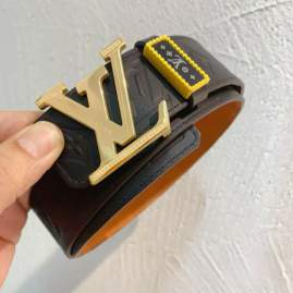 Picture of Louis Vuitton Belts _SKUfw217416606fw